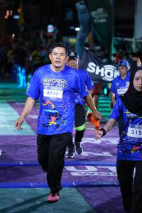 BIB: 4740, 315
                            <button type="button" onclick="openModal(26225230)" class="btn btn-primary btn-sm float-right btn-popup" data-toggle="modal" data-target=".modal-high-quality">
                        <i class="fas fa-shopping-cart"></i> Add to Cart
                    </button>
                                            <button type="button" onclick="isThisMe(26225230, true)" class="btn btn-success btn-sm float-right btn-popup btn-isme hidden" data-toggle="tooltip" data-placement="bottom" title="นี่คือรูปของคุณใช่ไหม คลิกที่นี่เพื่อเอาเข้าอัลบั้ม">
                        <i class="fas fa-plus"></i> Add to album
                    </button>
                    <button type="button" onclick="isThisMe(26225230, false)" class="btn btn-warning btn-sm float-right btn-popup btn-isnotme hidden">
                        <i class="fas fa-ban"></i> Remove from album
                    </button>